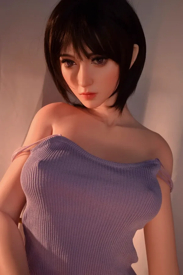 Elsa Babe Hirosue Yuko