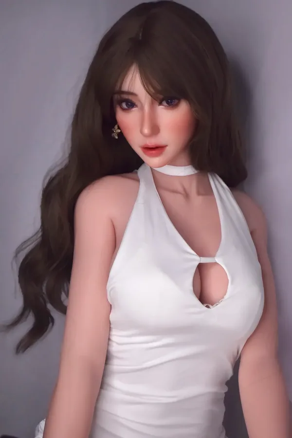 Elsa Babe Amami Tomoko