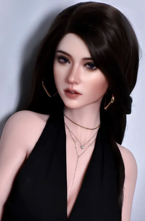 Elsa Babe Iwai Yuzuki
