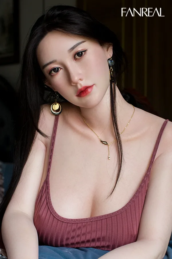 Fanreal Vivi WENCH