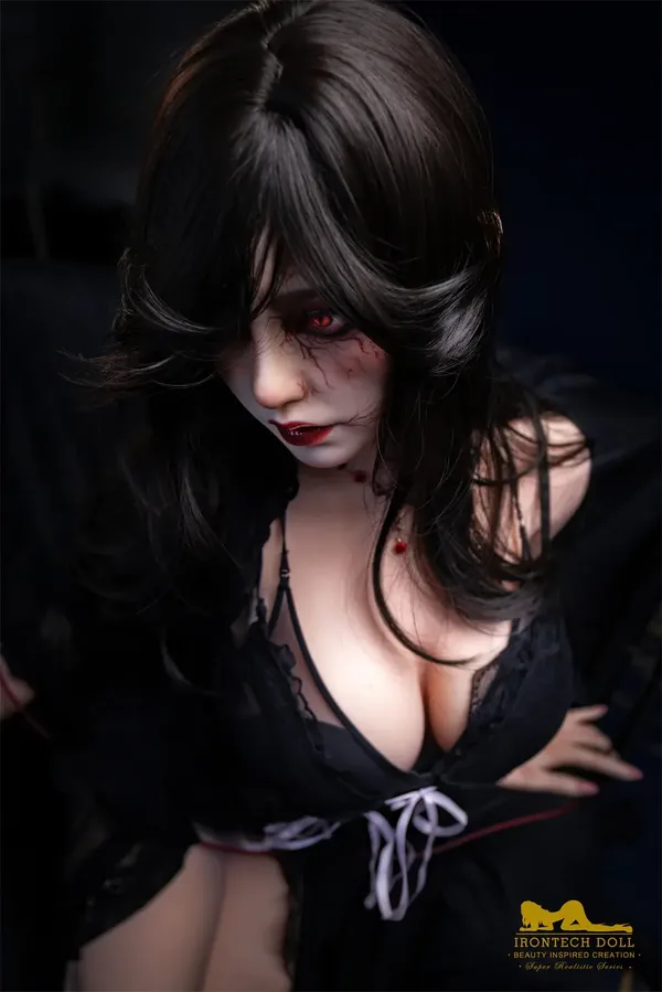 Irontech Eileen Halloween