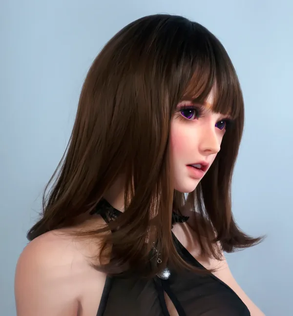Elsa Babe Kurai Sakura